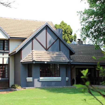 The Willow Inn Benoni Exterior photo