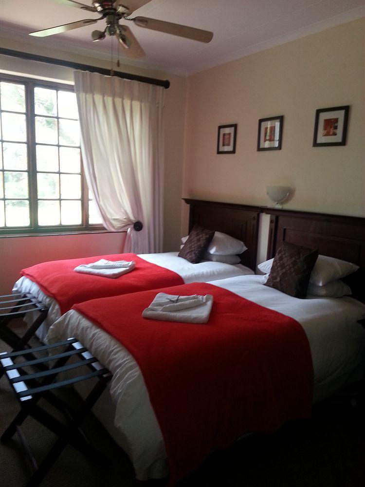 The Willow Inn Benoni Exterior photo