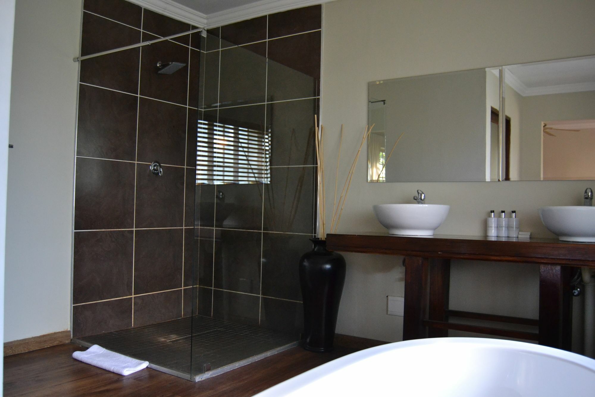 The Willow Inn Benoni Exterior photo